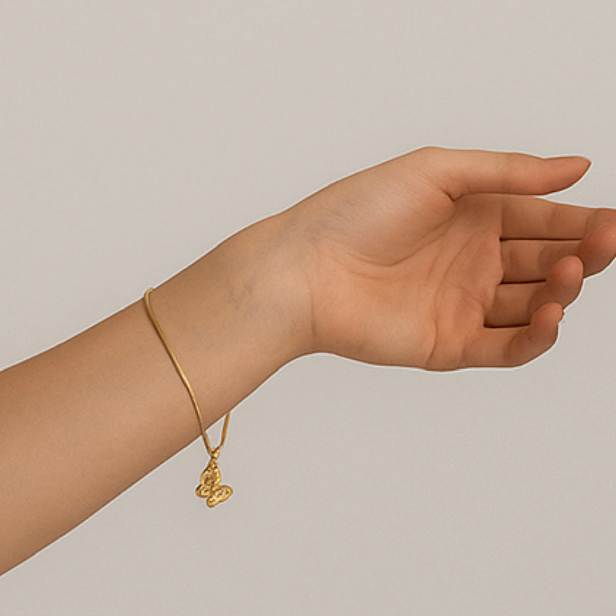 Vitalaen Aurelia Papillon Necklace - Golden Flight – Limited Edition